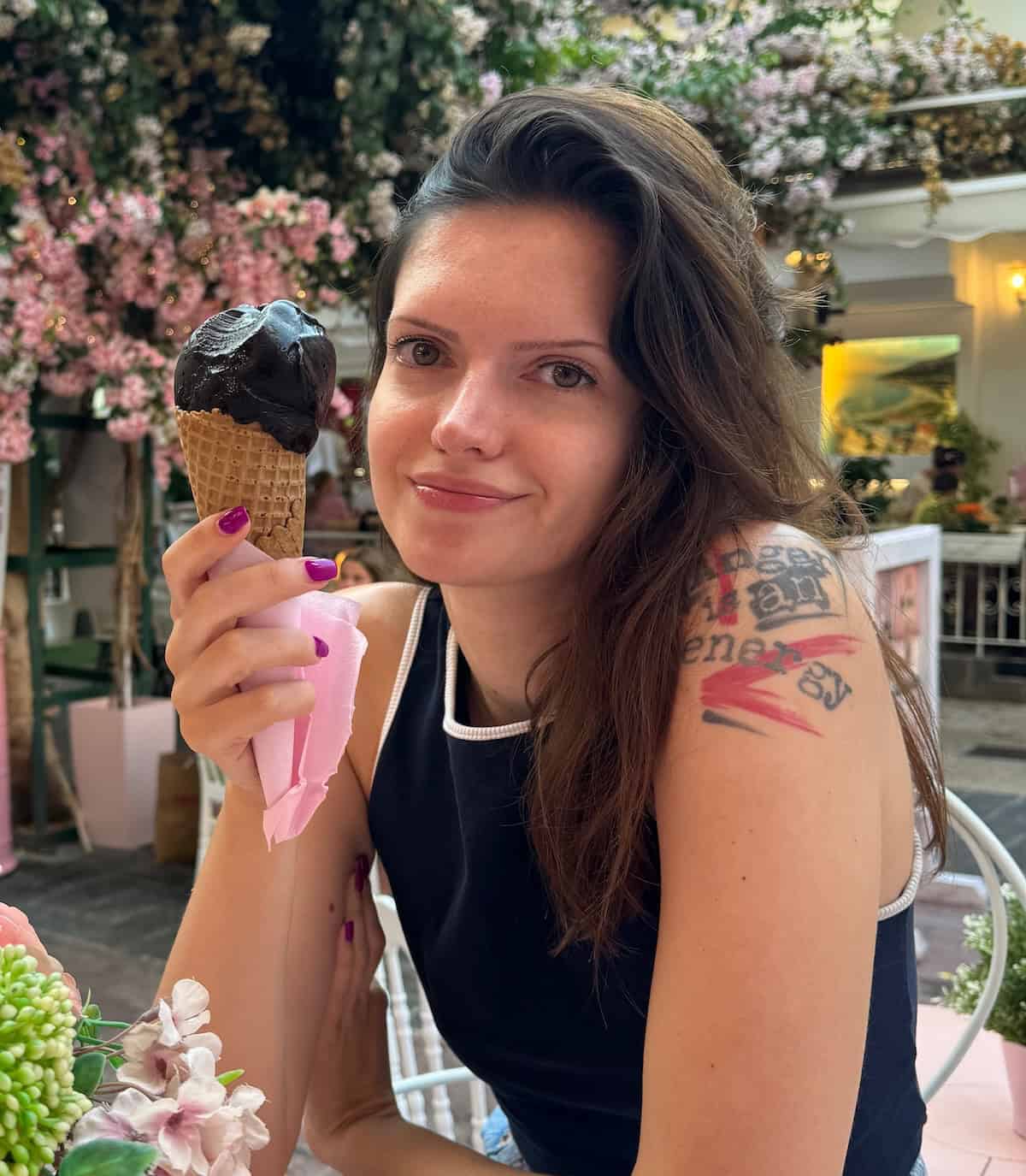 Aida K., writer of Glass Box of Emotion